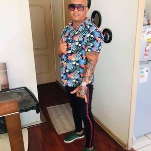 Meet your Posher, Odonis